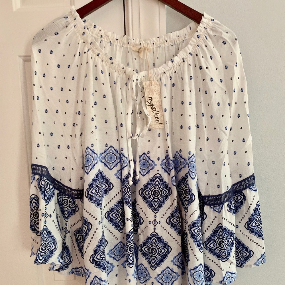 NWT Mystree Boho Off-Shoulder Bell Sleeve Blouse
